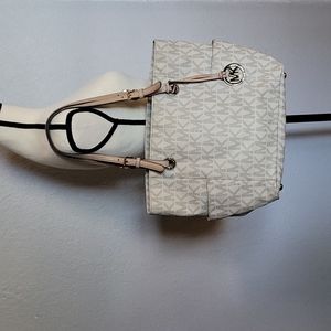 Michael Kors signature vanilla jet set tote.